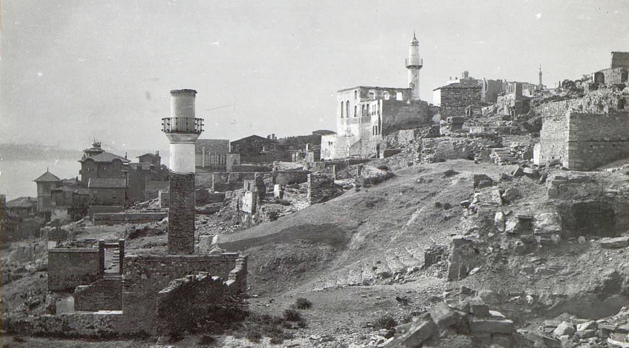 1915 Büyük Cihangir yangını sonrası vadiden görüntüler