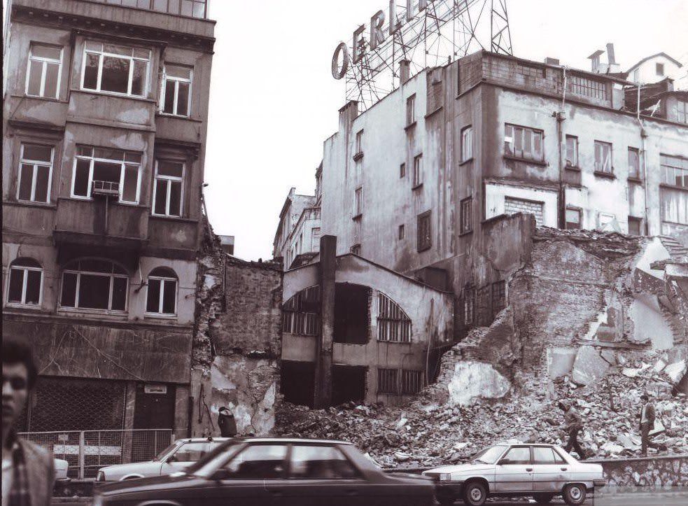 1987-1990 yılları arasında Galata Köprüsü yapımı ve çevre düzenleme faaliyetleri
