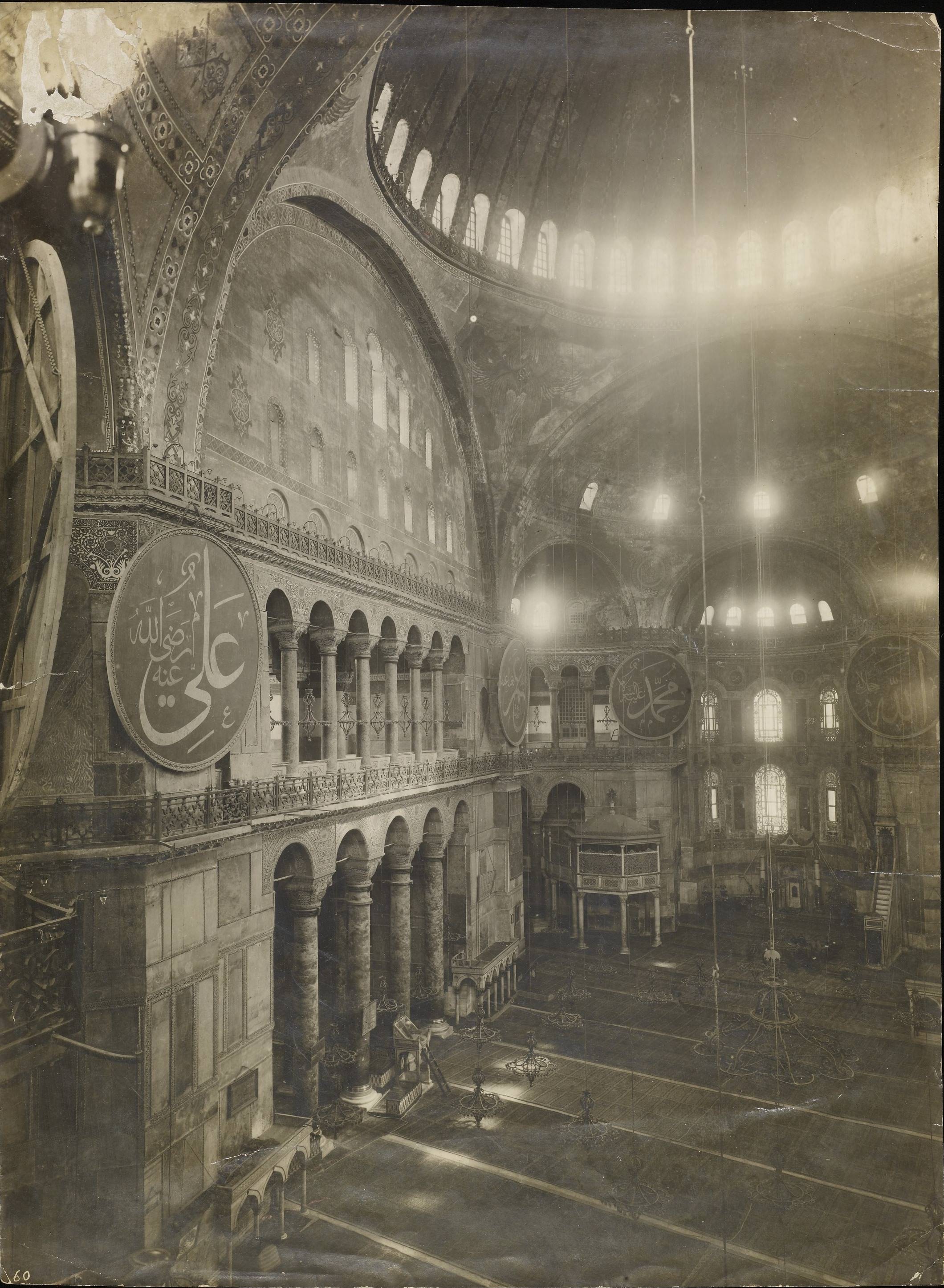 7211- Yüksek Çözünürlüklü Ayasofya İçinden Görünüm / 19. Yüzyıl