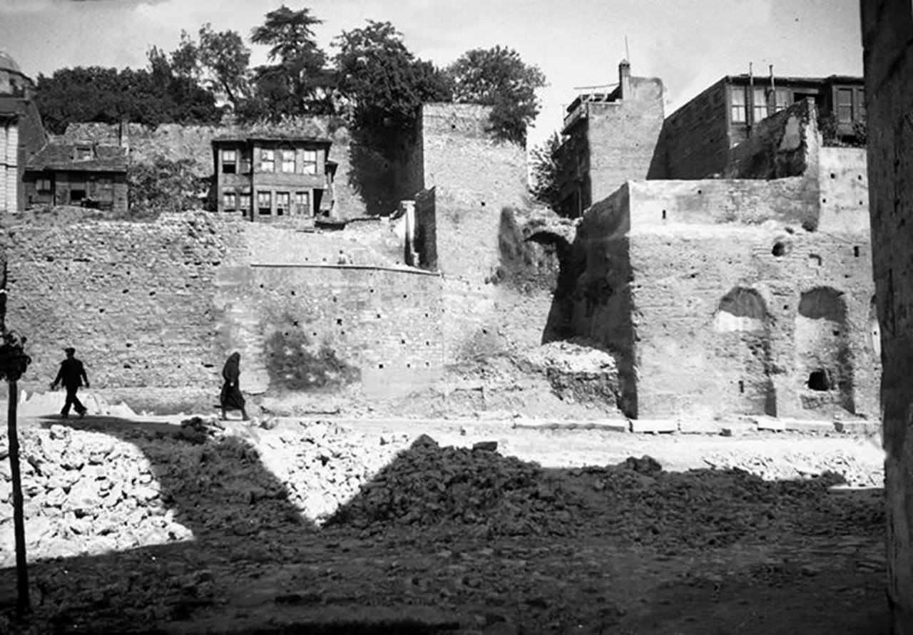 Atatürk Bulvarı