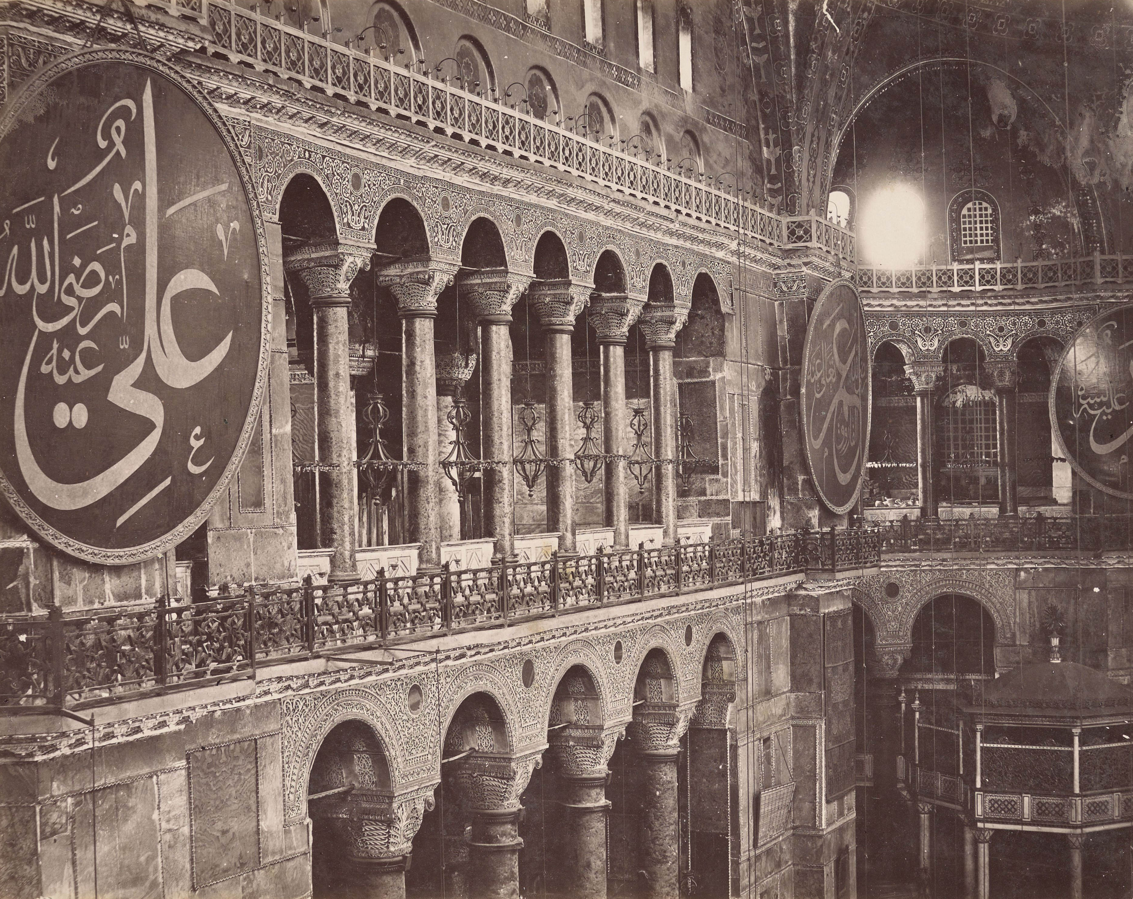 Ayasofya İç Görünümü ve Sütunları / Abdullah Fréres / 1875-80