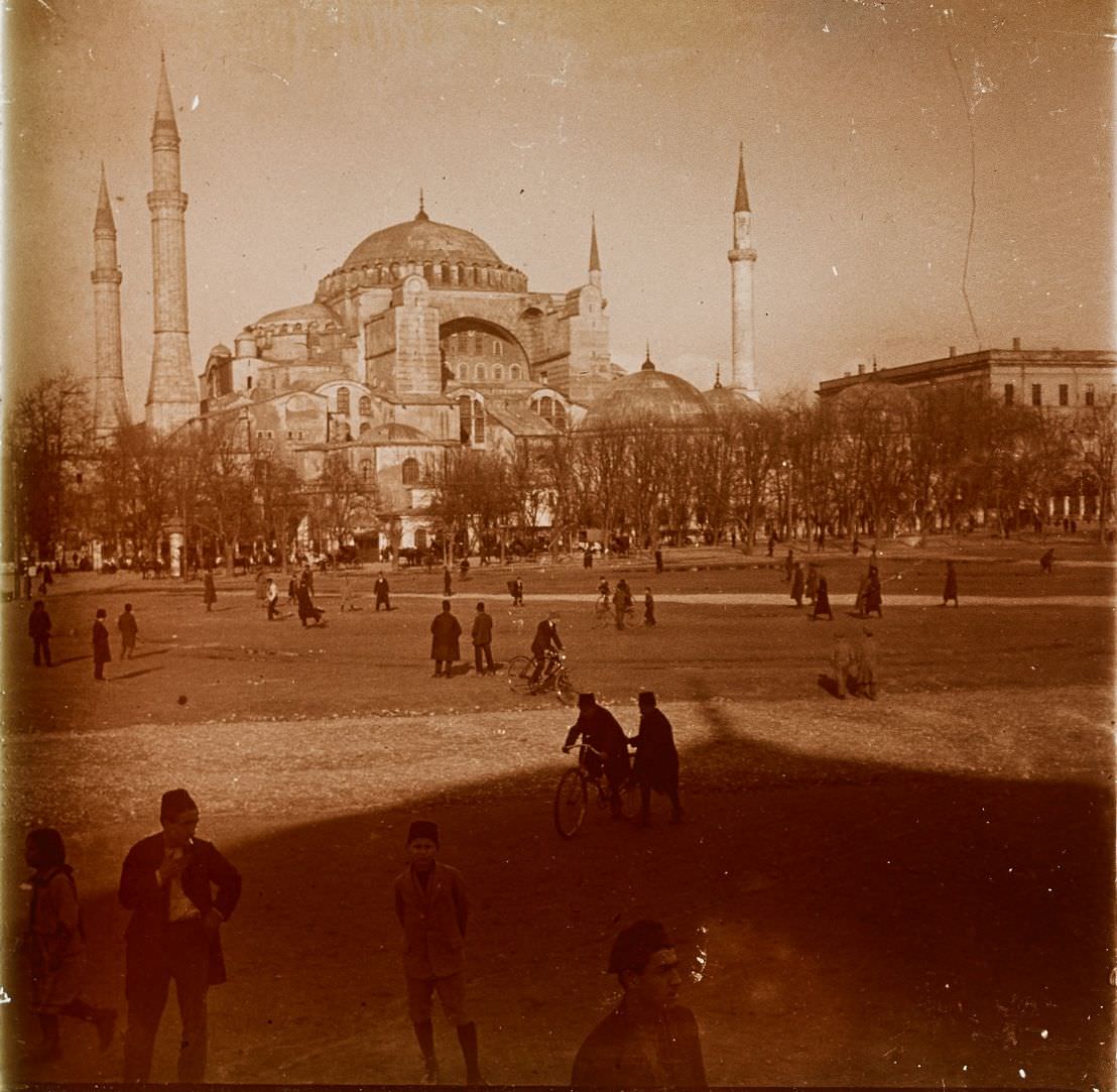 Old Istanbul Photos - cover