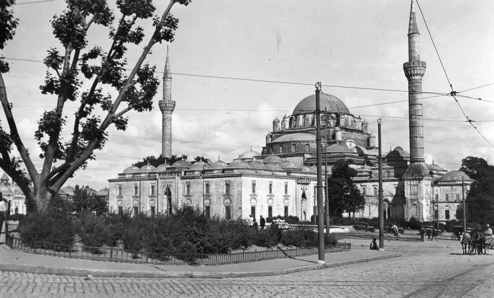 Beyazıt Camii, 1935