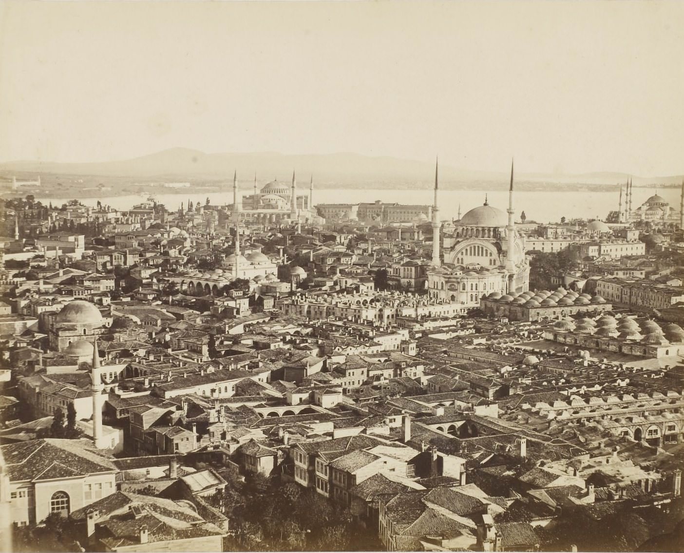 Beyazıt Kulesi'nden Sultanahet/ Abdullah Fréres / 1870'ler