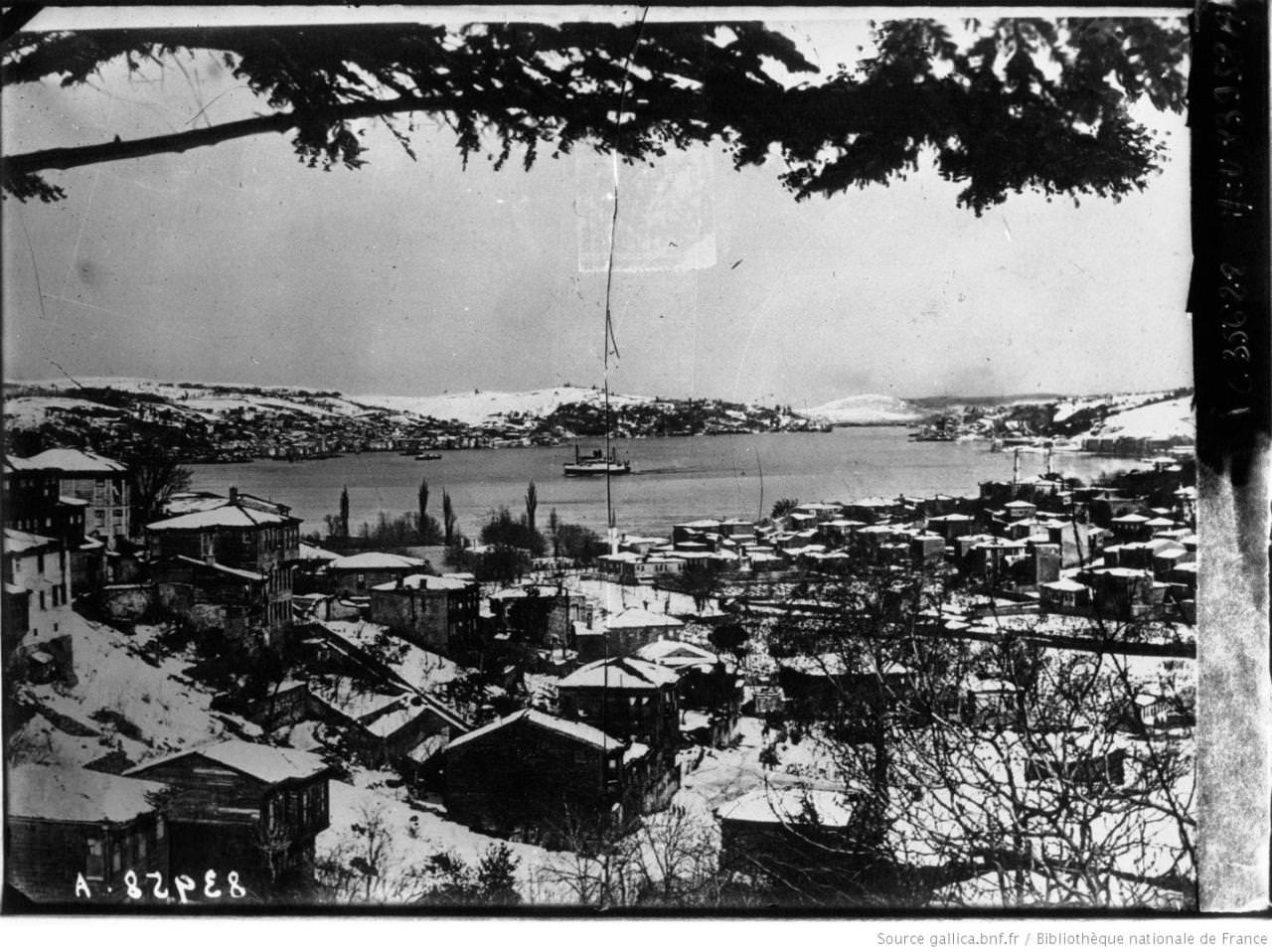 Beylerbeyi ve Karda Boğaziçi / 1931 Agence de presse Meurisse fotoğrafı
