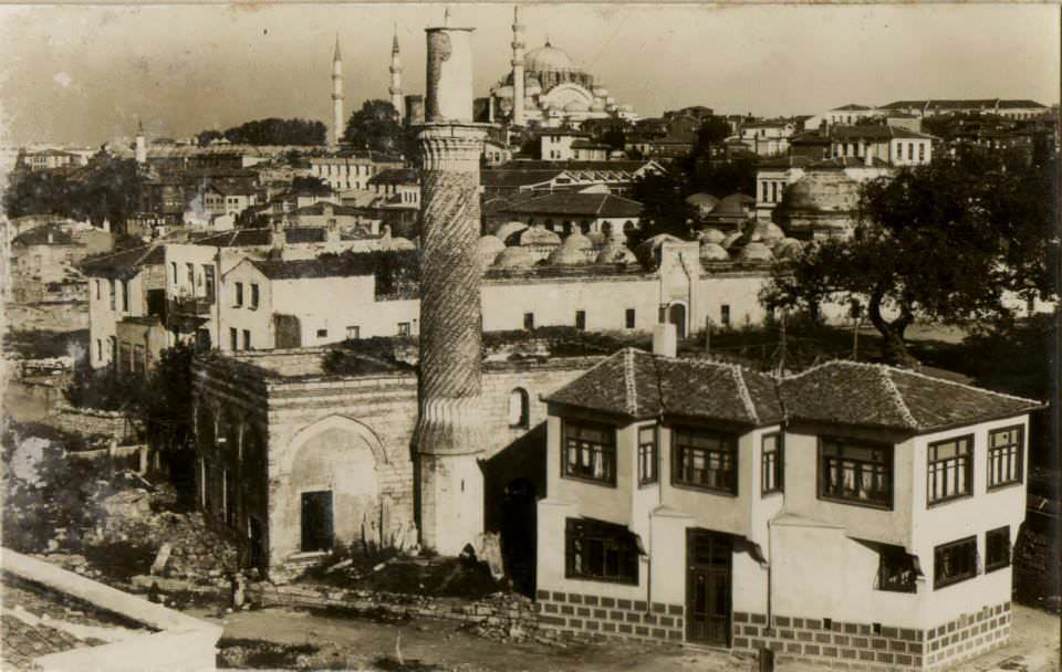 Burmalı Mescit / Şehzadebaşı