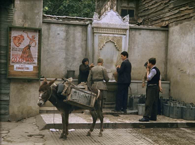 Büyükdere'deki Ali Bey Çeşmesi. 1945-50 yılları