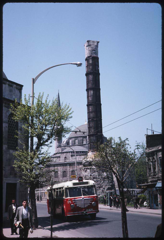 Çemberlitaş  / 16 Mayıs 1965 Charles W. Cushman Koleksiyonu