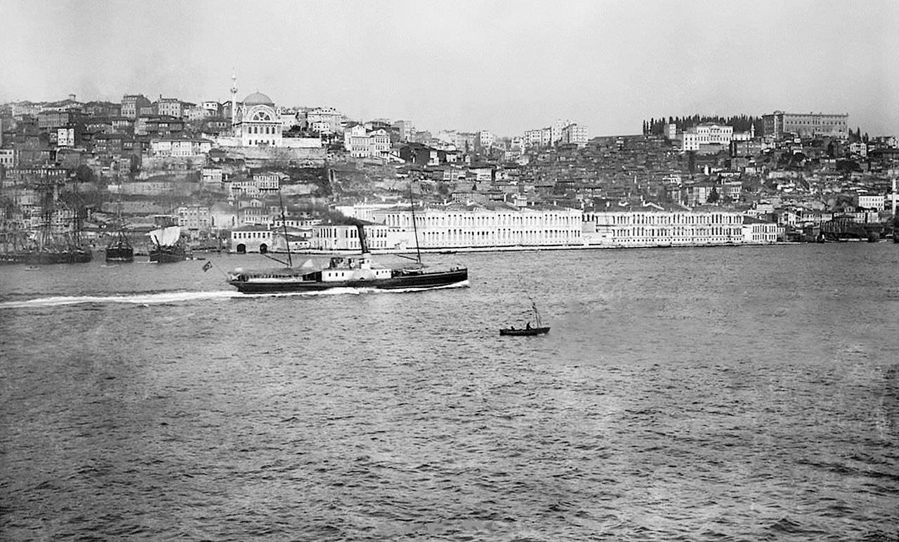 Deniz Yönünden Cihangir Fındıklı Tarafları / 1910′lu yıllar