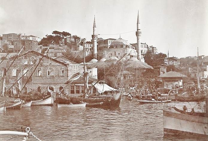 Denizden Üsküdar Meydanı