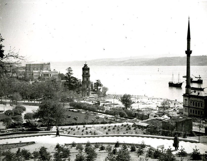 Dolmabahçe 1942(?) © Fonds Henri Prost