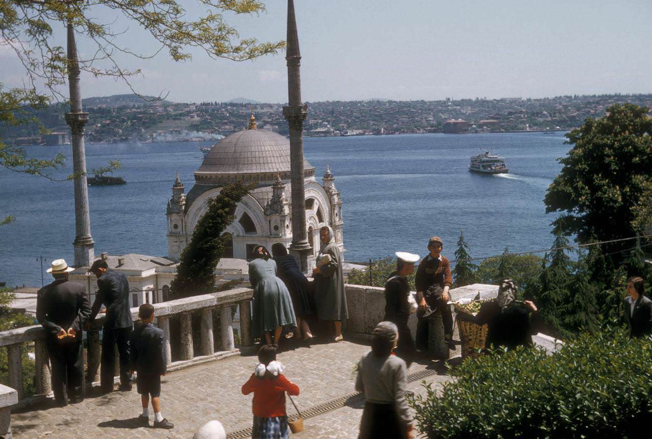 Dolmabahçe / Gümüşsuyu, 1956