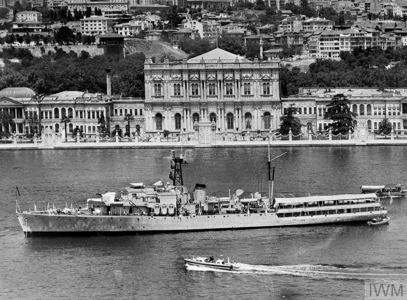 Dolmabahçe Sarayı