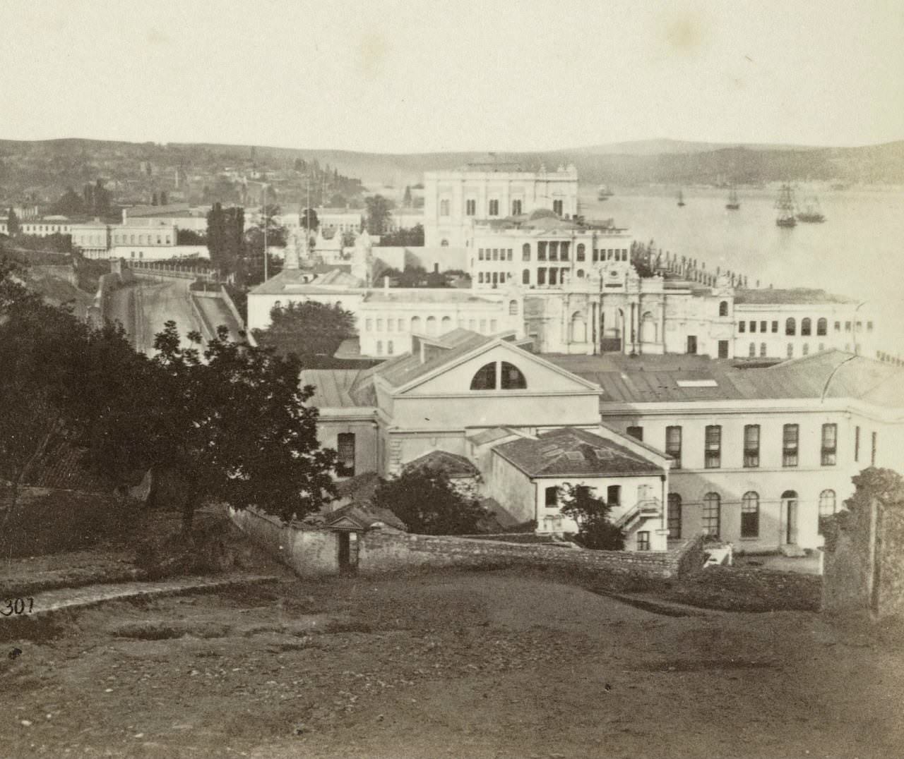 Dolmabahçe ve Saray Tiyatrosu Charles Gerard, 1860 - 1880