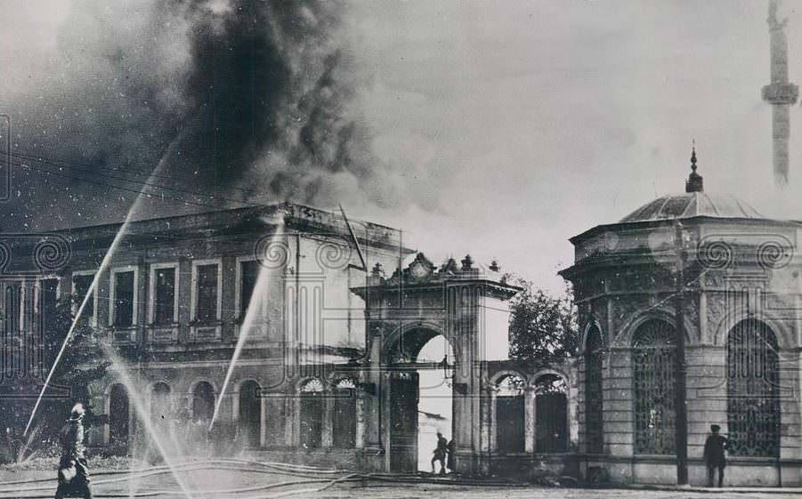 Dolmabahçe'de cephanelik yangını 23.05.1930