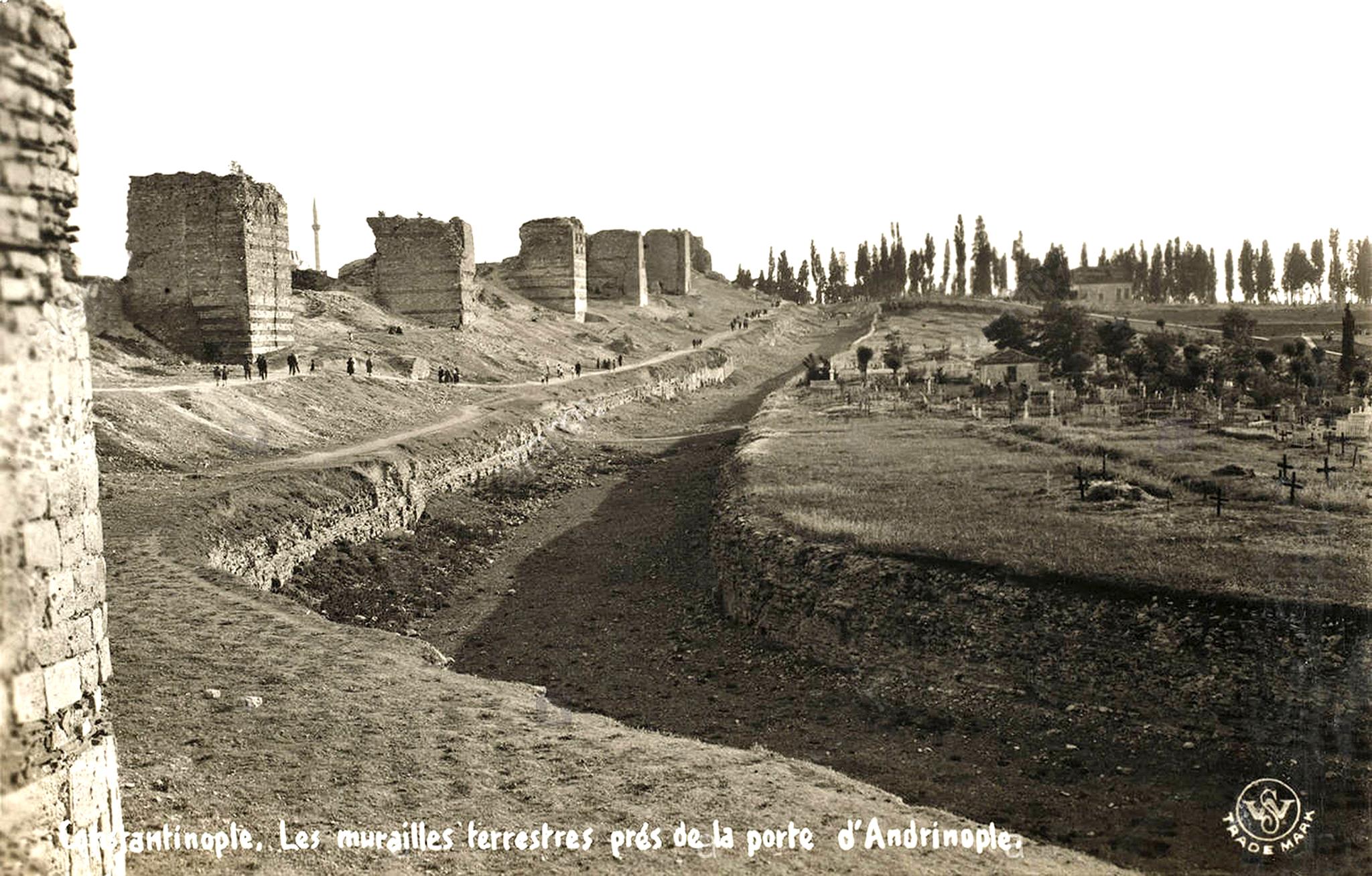 Edirnekapı Surları ve Hendekler