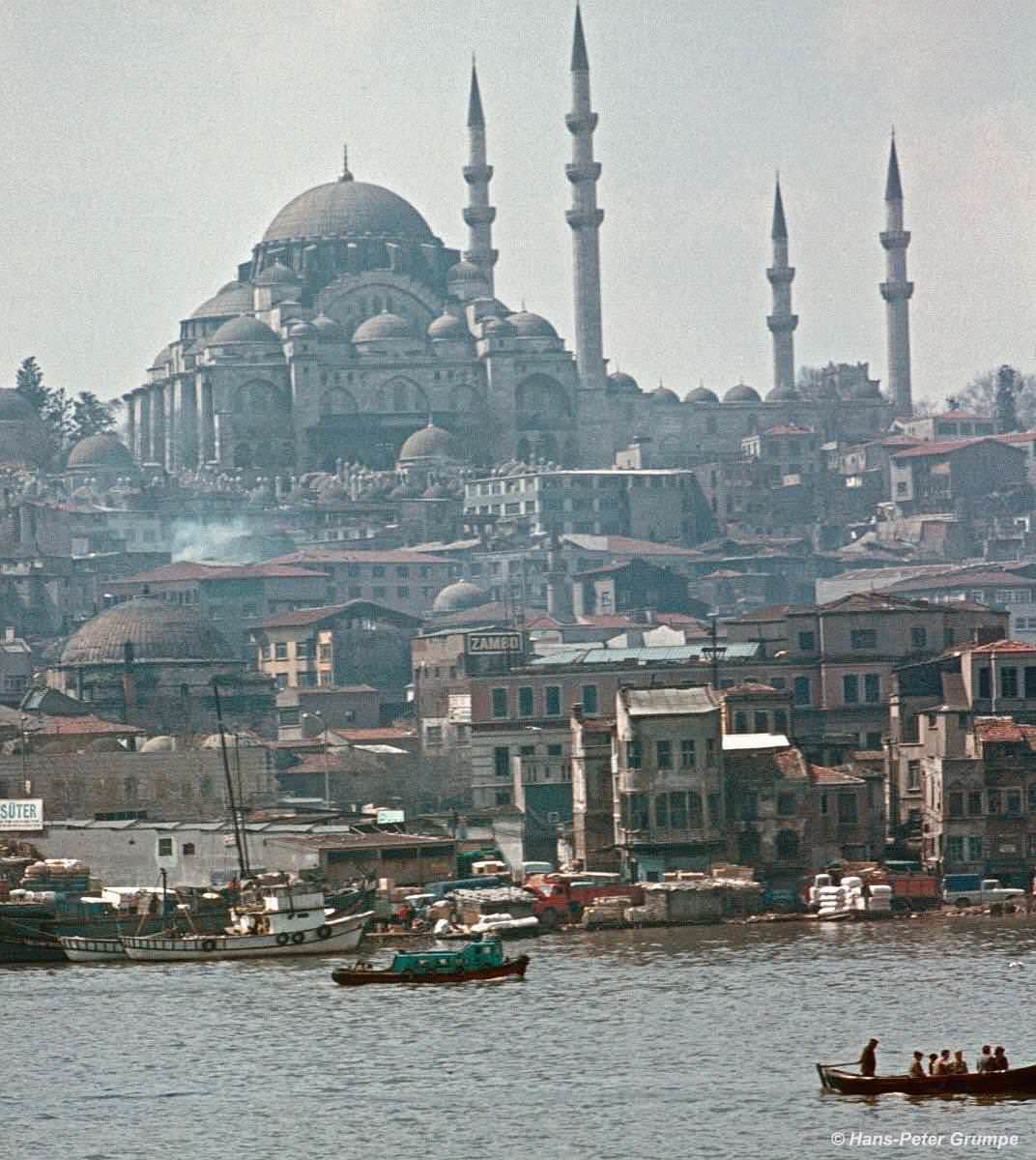 Eminönü ve Süleymaniye Camii Fotoğrafçı:  Hans Peter Grumpe, 1978