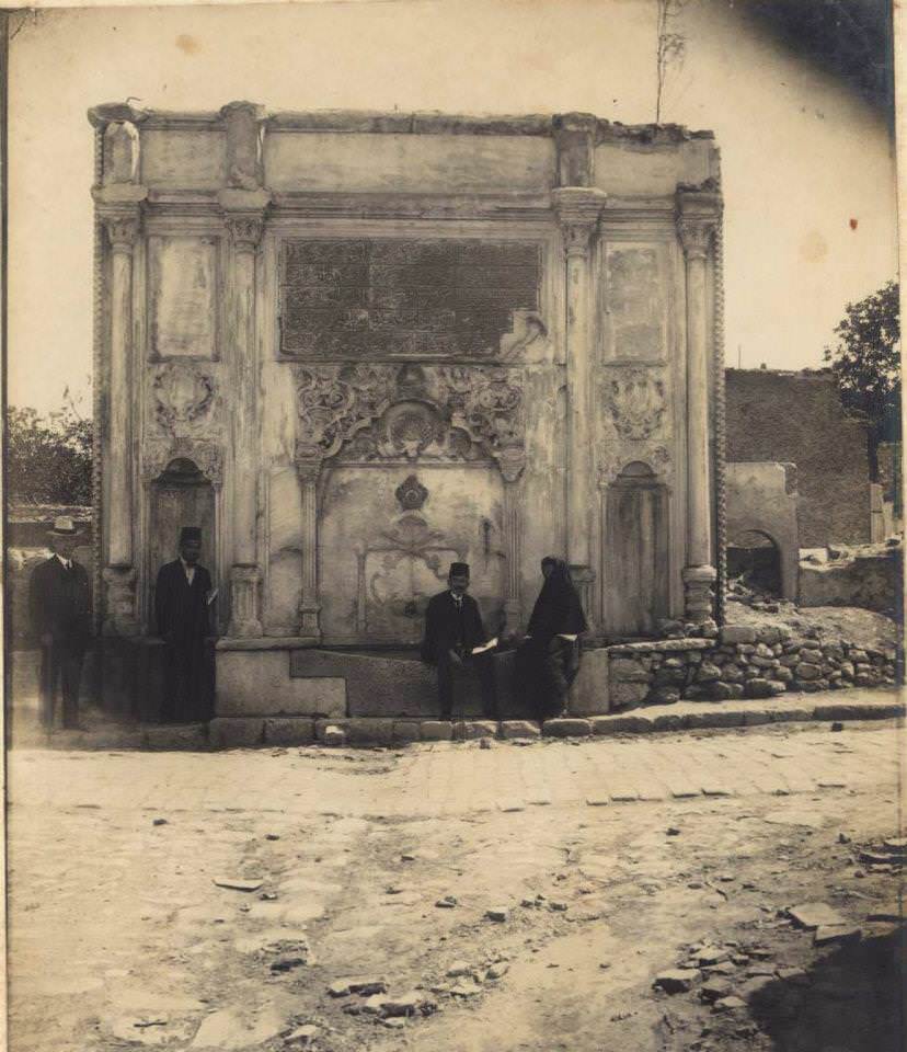 Fatih, Iskender Paşa Camii yani, Vezir Cesmesi (I. Mahmud Çeşmesi), 1936, Encümen Arşivi