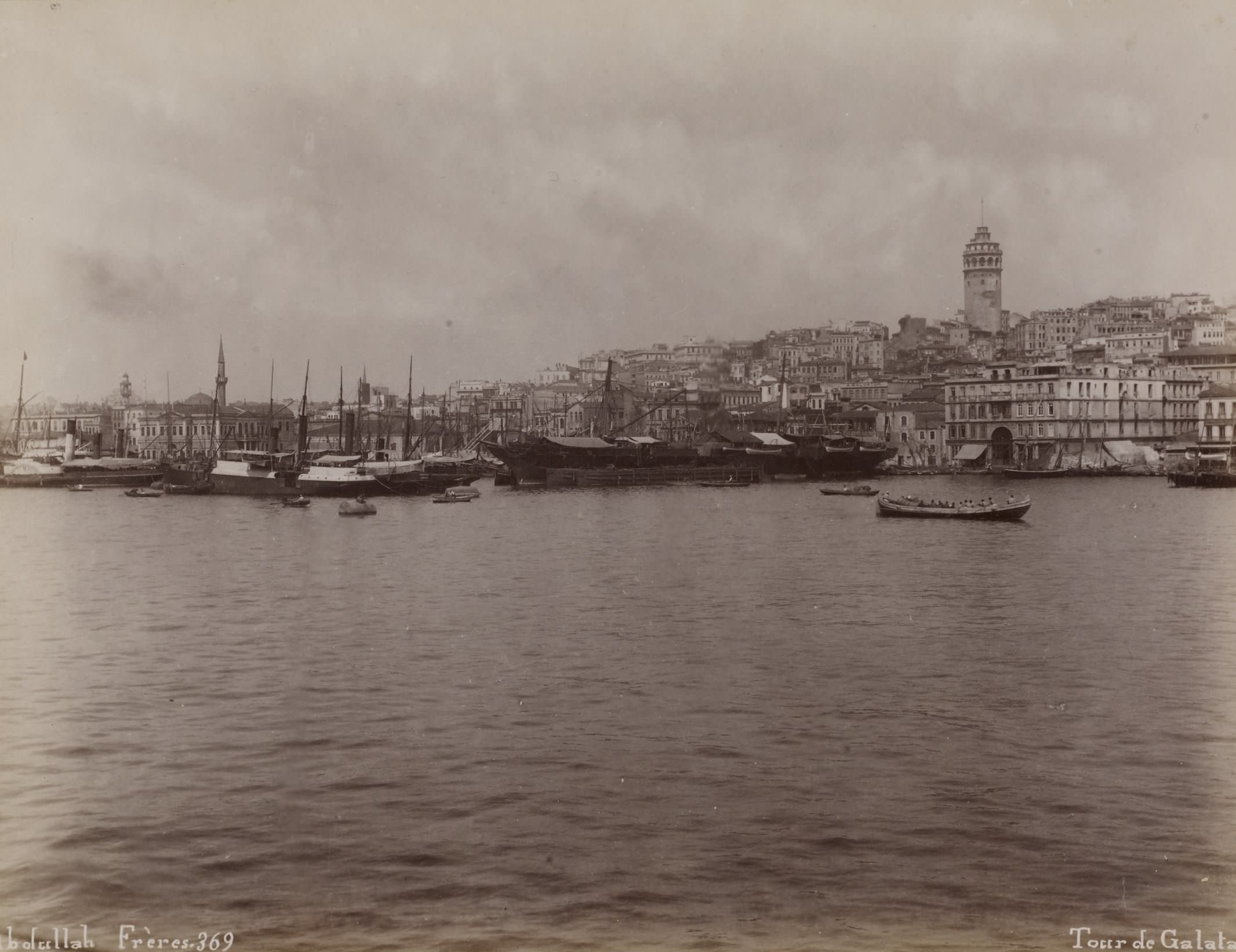 Galata Kulesi ve Perşembepazarı / Abdullah Fréres Fotoğrafı