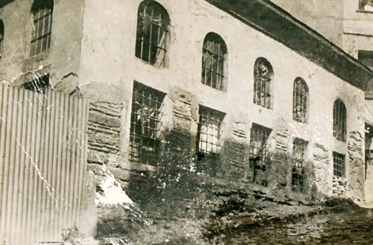 Gedikpaşa Silahtar Mehmet Efendi Sıbyan Mektebi, 1943