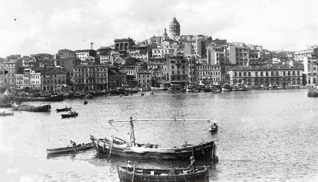 Haliç ve Galata / 1944