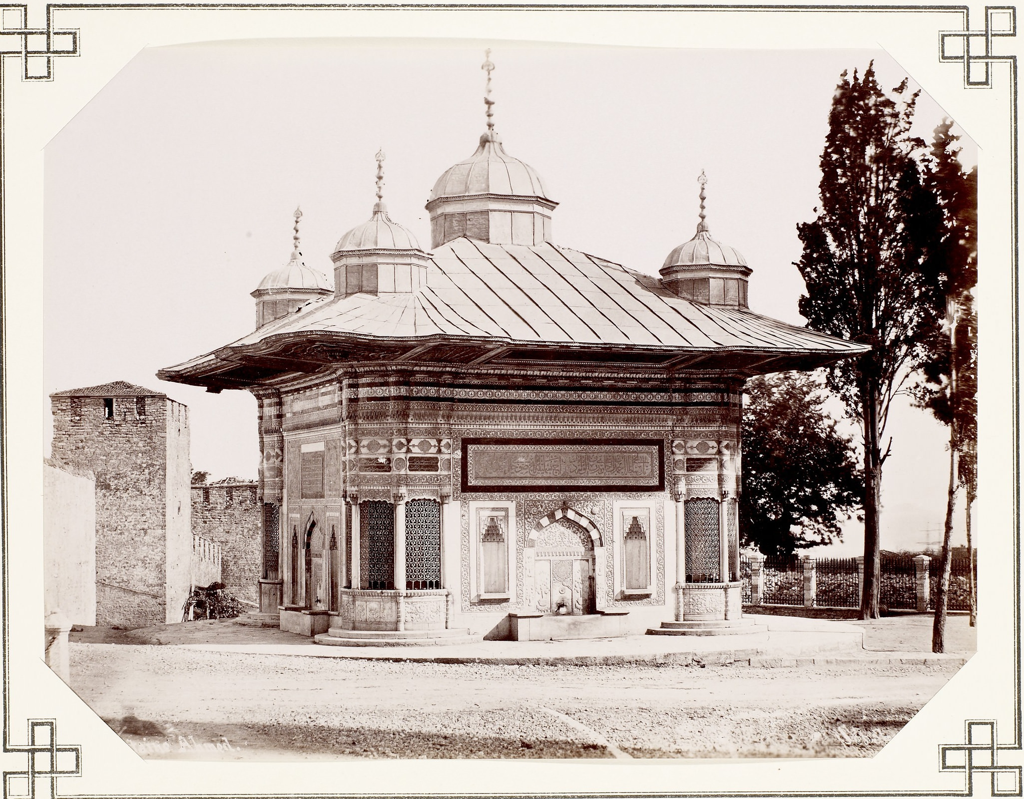 III. Ahmet Çeşmesi / Sébah & Joaillier Fotoğrafı