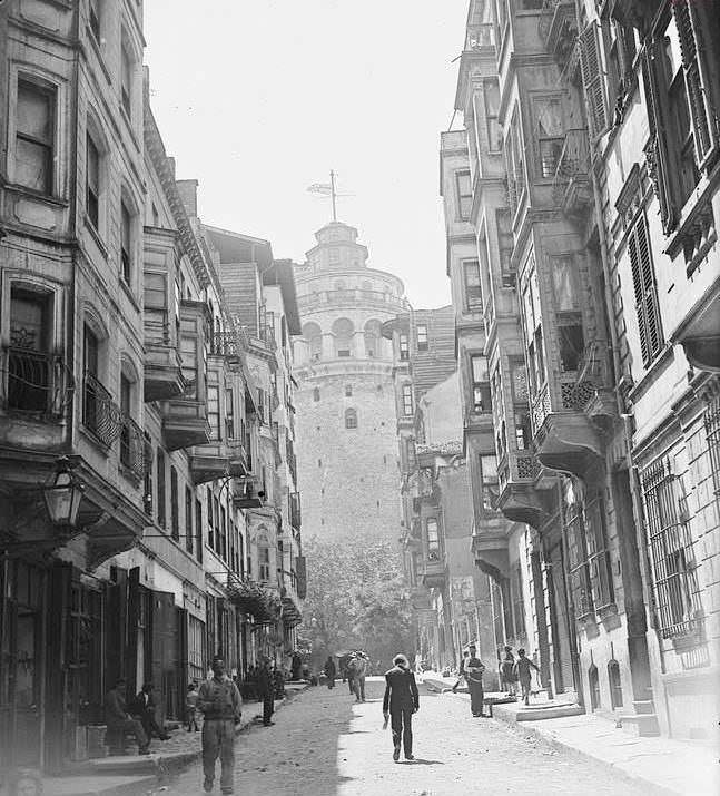 İşgal Günlerinde Galata Kulesi