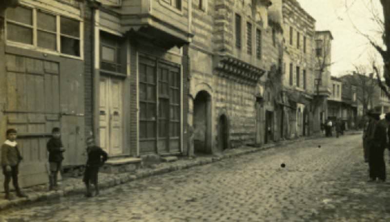İsmail Ağa Camii ve Tekkesi
