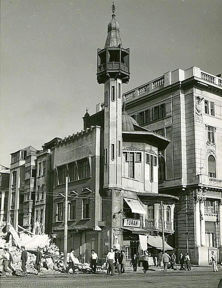 Karaköy Merzifonlu Kara Mustafa Paşa Camii / 1956