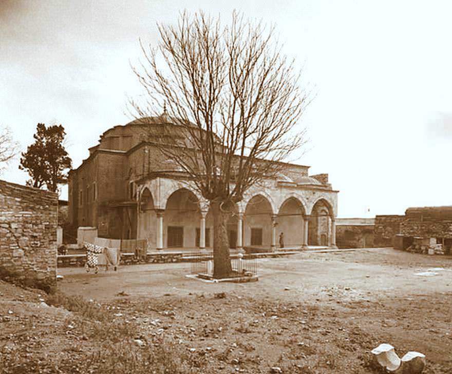 Küçük Ayasofya Camii, 1900 ler