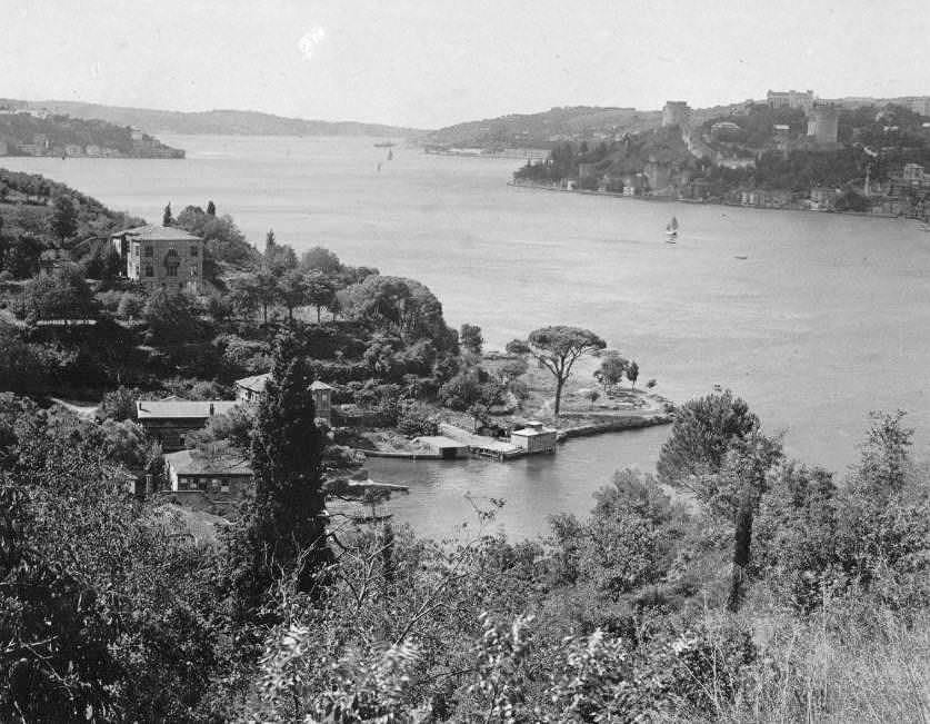 Mihrabat Korusu'ndan Kanlıca Körfezi