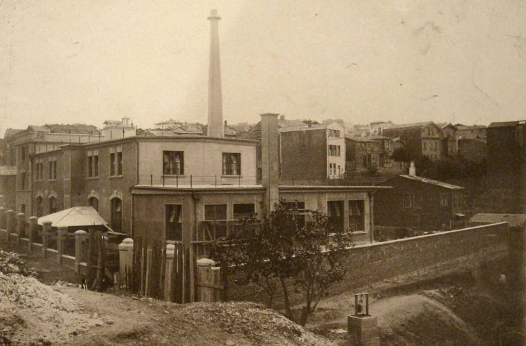 Nişantaşı'ndaki Ekmek Fabrikası http://harita.yandex.com.tr/-/CVFifGjm