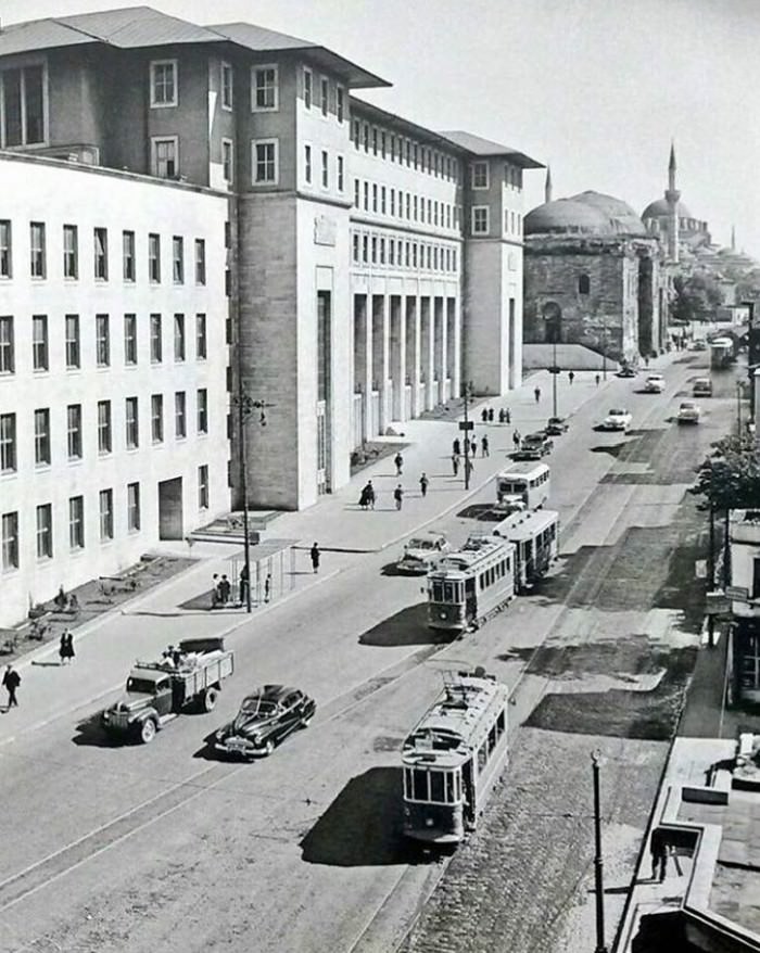 Ordu Caddesi, Laleli