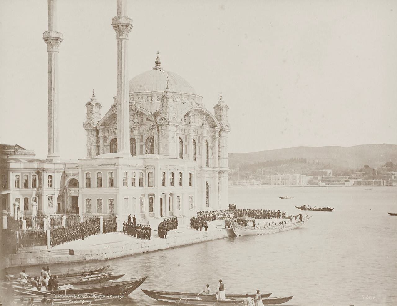 Ortaköy Camii Pascal Sébah, 1870