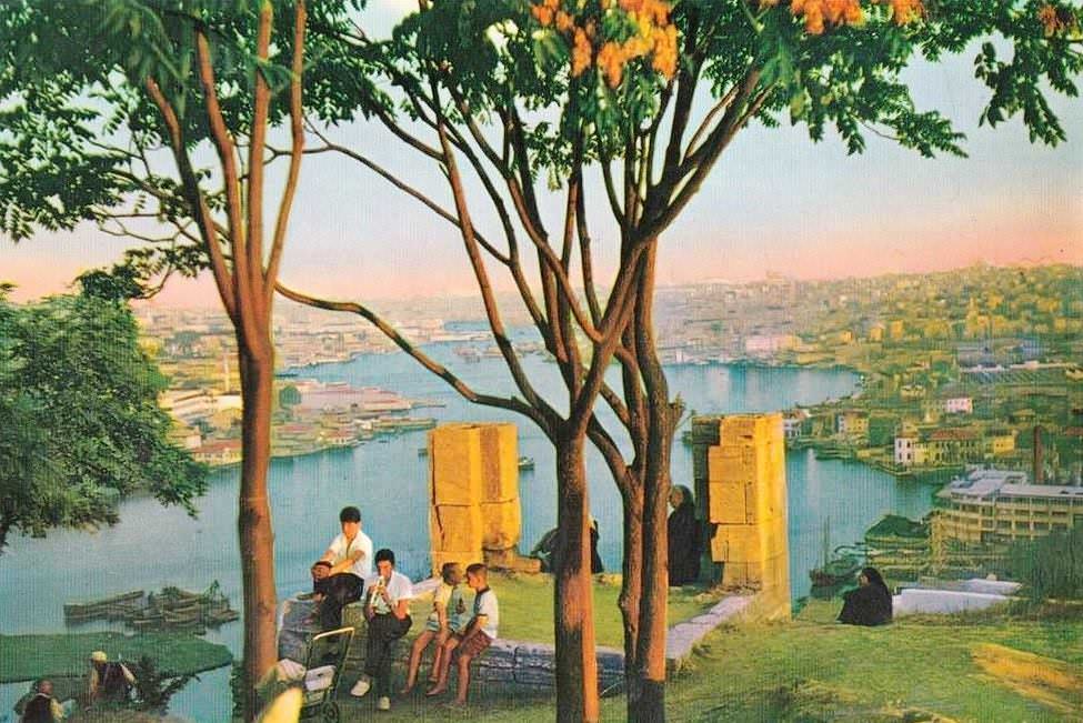 Piyerloti’den Renkli Görünüm