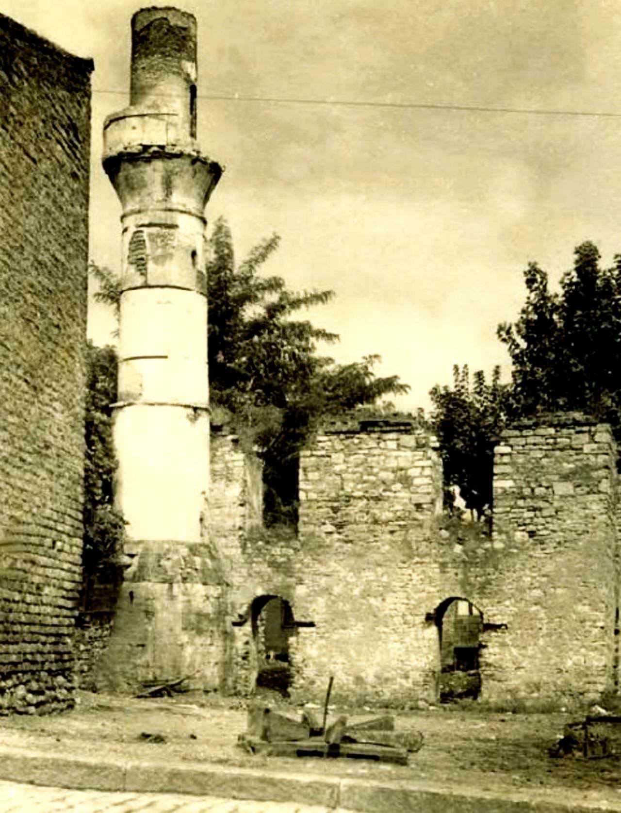 Sanki Yedim Camii / Fatih