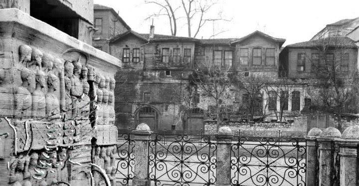 Sultanahmet Düğümlü Baba Tekkesi