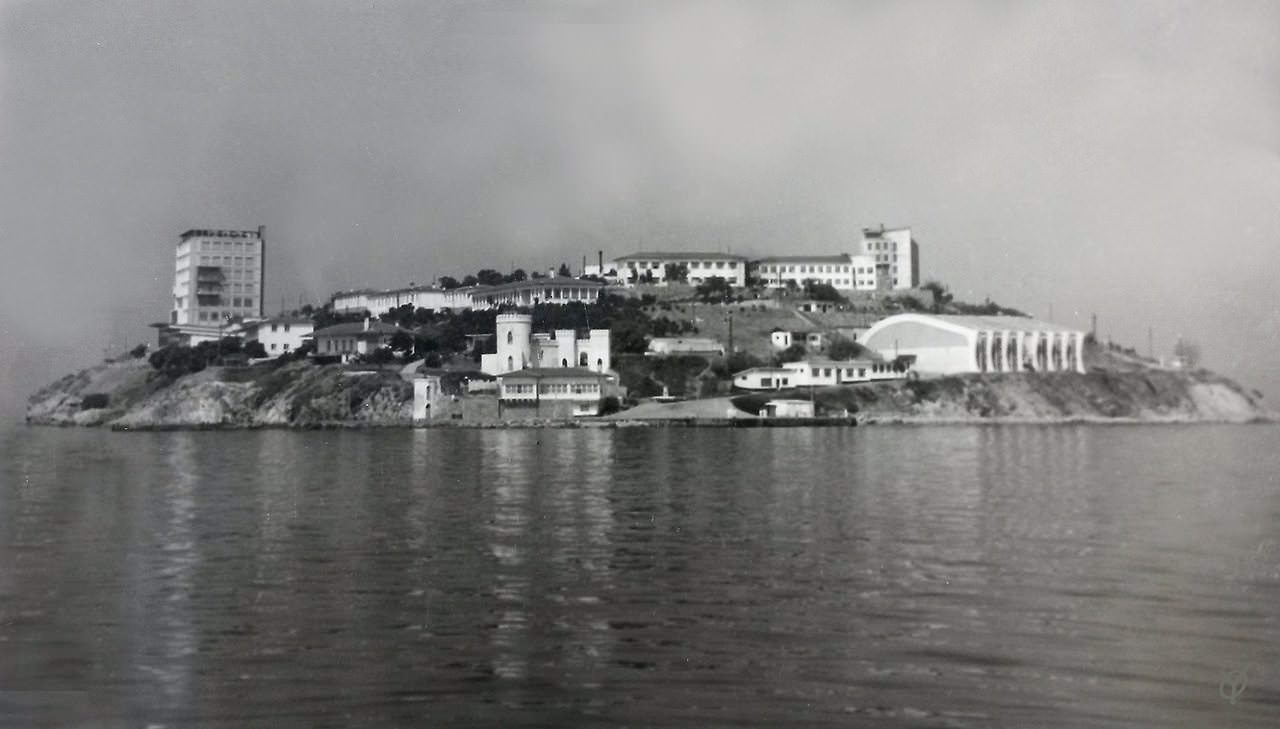 Yassıada / 1964
