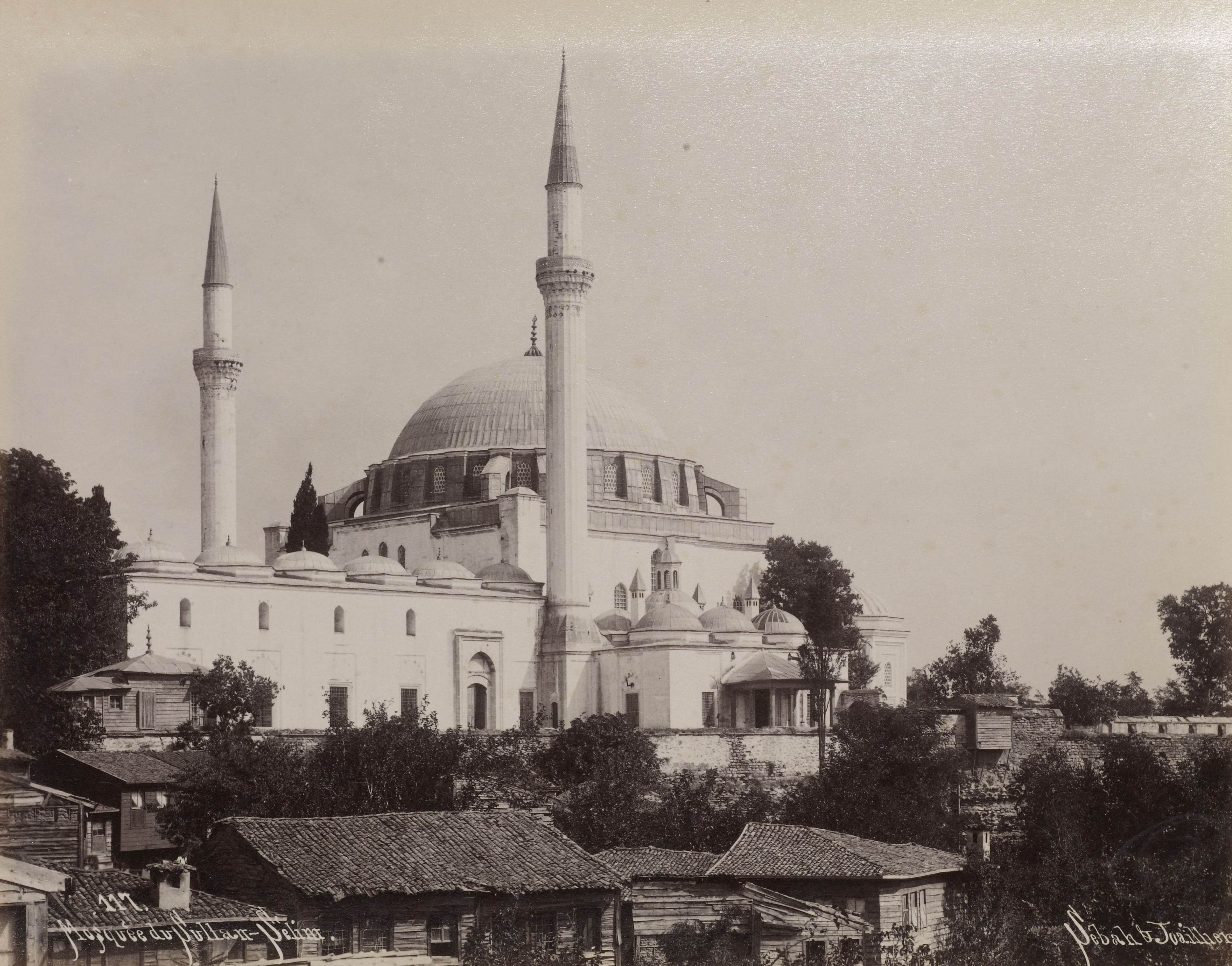 Yavuz Selim Camii / Sébah & Joaillier