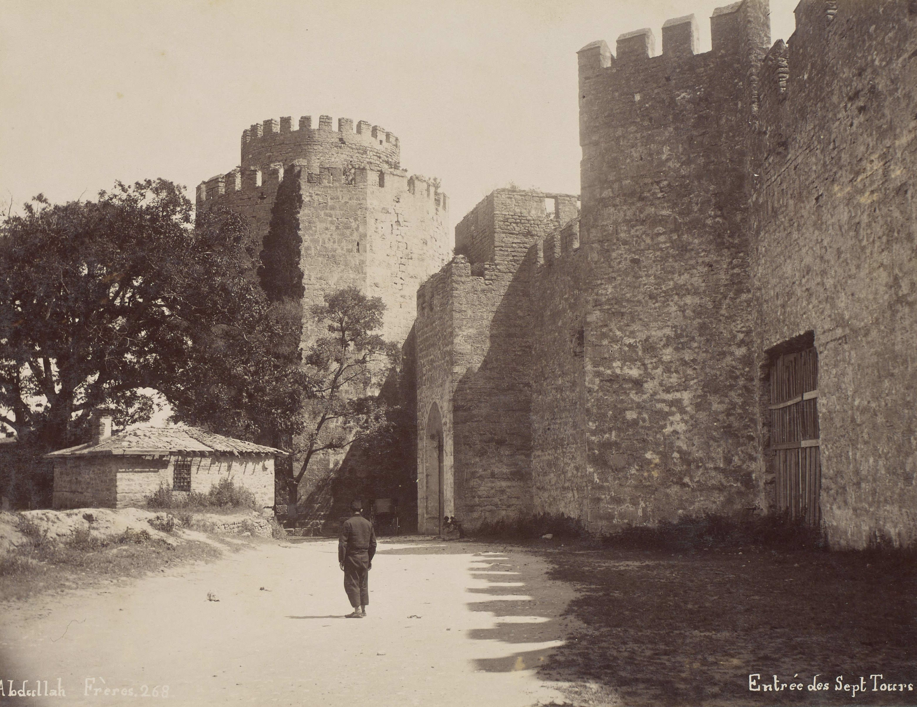 Yedikule Hisarı / Abdullah Fréres / 1880s