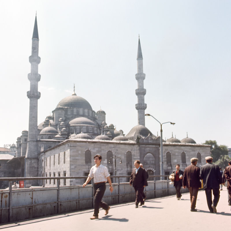 Yeni Cami Charles Samz Fotoğrafı / 1971