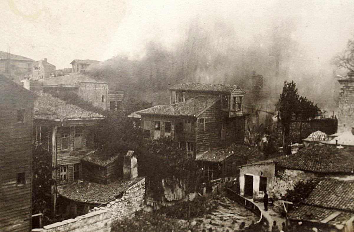 Yeniköy Evleri