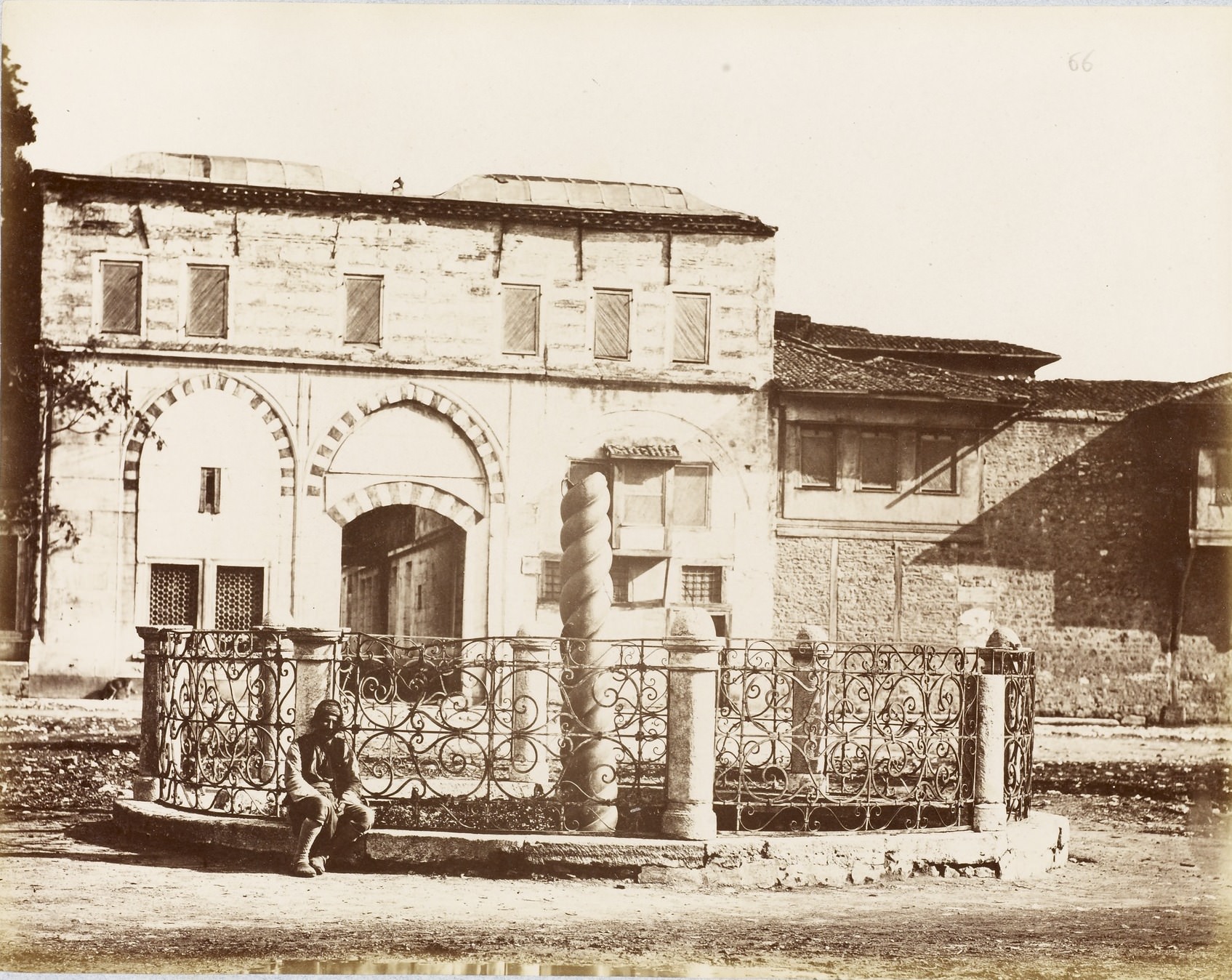 Yılanlı Sütun / 19. Yüzyıl