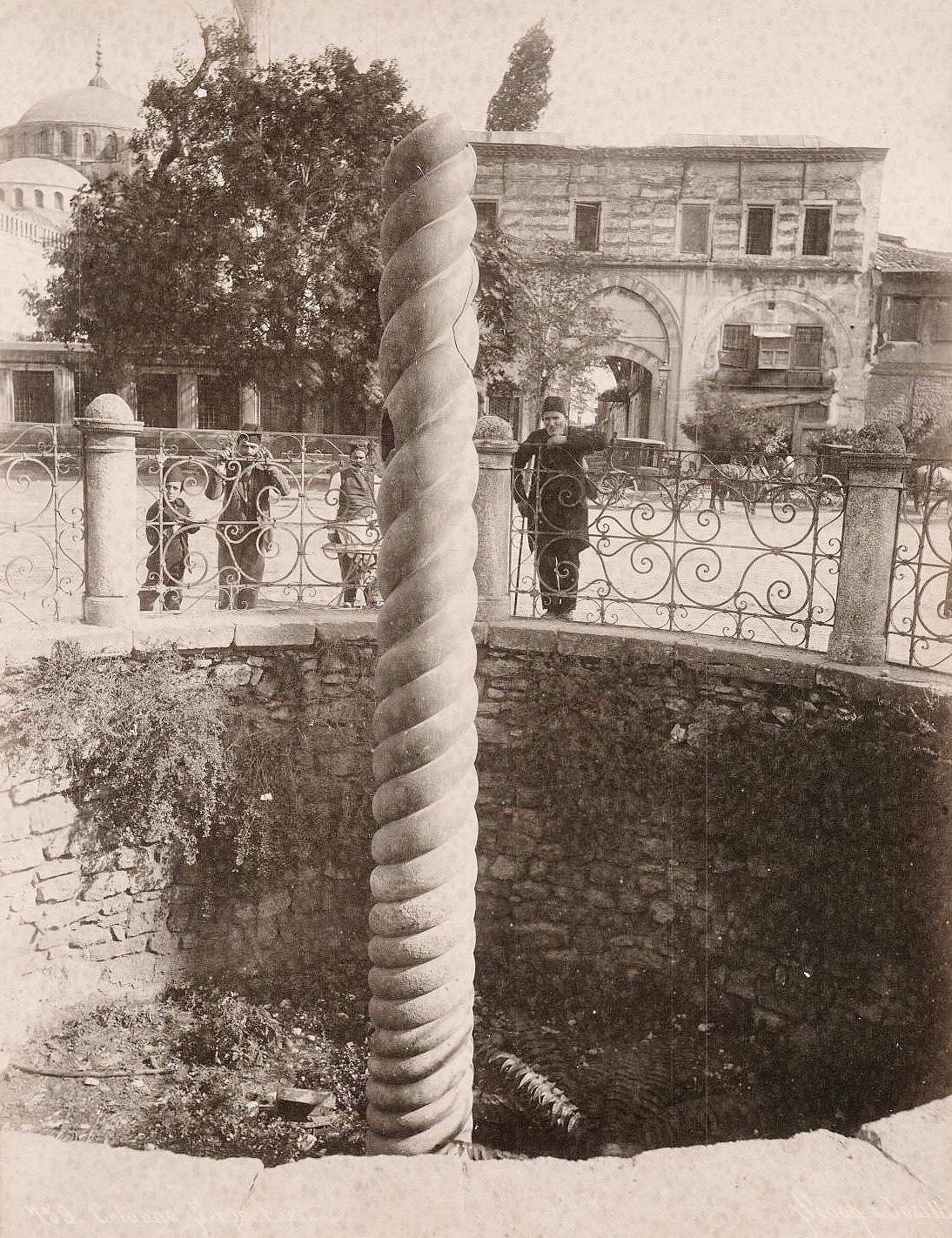 Yılanlı Sütun Sébah & Joaillier fotoğrafı