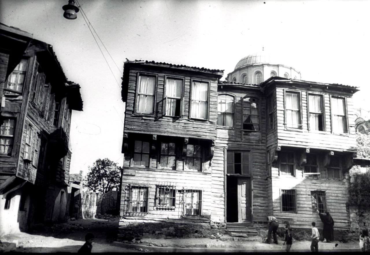 Zeyrek / 1969