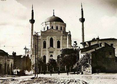 1900'lerde Valide Camii