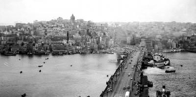 1960′larda Galata Köprüsü