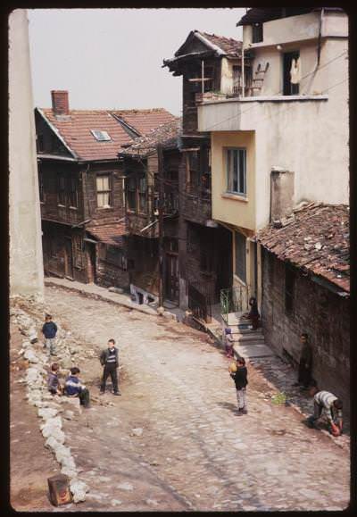 7 Nisan 1965 Charles W. Cushman Photograph Collection