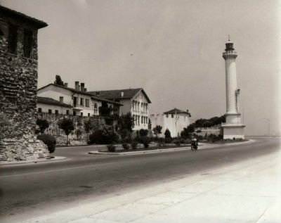 Ahırkapı Feneri