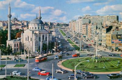 Aksaray Meydanı SALT Araştırma - Harika-Kemali Söylemezoğlu Arşivi